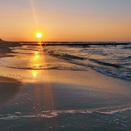 Meeressterne Strandhaeuser Blankenfohrt Иккериц Экстерьер фото